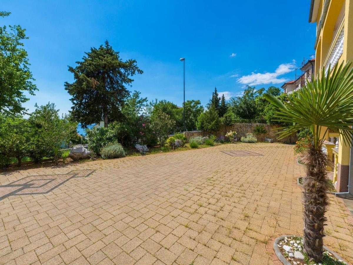 Apartments Artan Crikvenica Exterior foto
